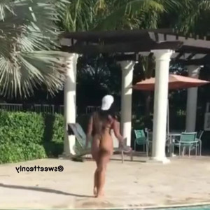 Video by sweetteonly published on April 11,2023 08:55:00 - BestThots