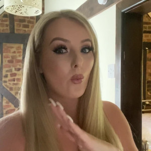 Video by serenitymodel published on July 10,2023 10:56:00 - BestThots