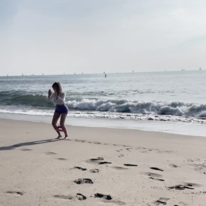 Video by farrahabraham published on April 6,2023 01:13:00 - BestThots
