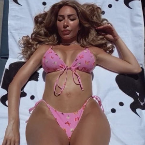 Video by farrahabraham published on April 20,2023 02:19:00 - BestThots