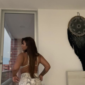 kesha_guzman #4345073