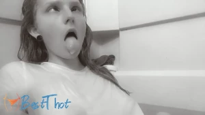 Video by lovelylucy- published on January 19,2025 07:02:29 - BestThots