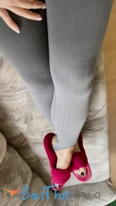 Video by queenfeetred published on January 16,2025 21:00:26 - BestThots