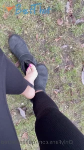 Video by queenfeetred published on January 16,2025 21:00:27 - BestThots