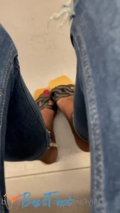 Video by queenfeetred published on January 16,2025 21:00:30 - BestThots