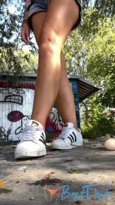 Video by queenfeetred published on January 16,2025 21:00:32 - BestThots