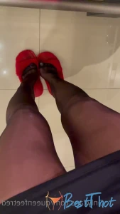 queenfeetred #9707020