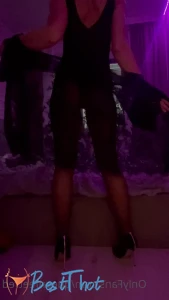 queenfeetred #9707042