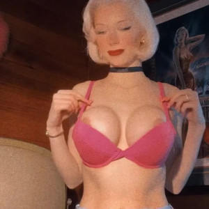 Video by therealpinuppixie published on June 17,2023 14:04:00 - BestThots