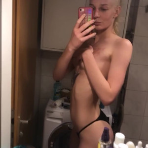 Video by yourblondedreamgirl published on May 4,2023 20:32:00 - BestThots