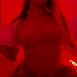 Video by azra_lifts published on June 17,2023 07:40:00 - BestThots