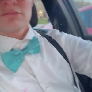 Video by gayb0ybluepalm91 published on April 1,2023 03:11:00 - BestThots