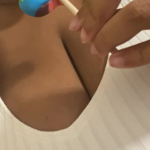 Video by infamoushoneyz published on March 16,2023 21:14:00 - BestThots