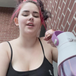 Video by vanessastrawbe1 published on August 20,2023 08:25:36 - BestThots
