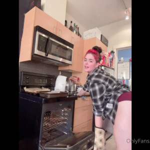 Video by vanessastrawbe1 published on August 20,2023 08:32:11 - BestThots