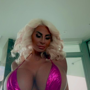 Video by plasticbarbie2000 published on August 20,2023 09:21:05 - BestThots