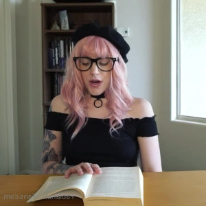 Video by fabianafox published on March 10,2023 00:57:00 - BestThots