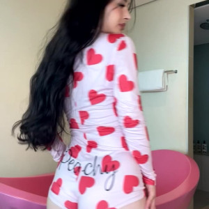 Video by elisa_aline published on March 18,2023 15:45:00 - BestThots