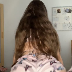 Video by elisa_aline published on March 11,2023 08:54:00 - BestThots