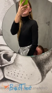 Video by young-goddess published on January 18,2025 15:02:19 - BestThots