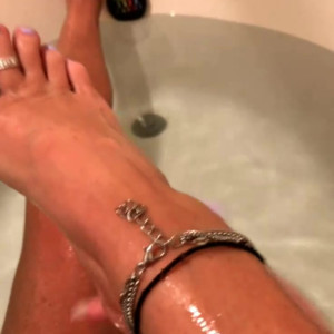 wonderfeetwoman #5425042
