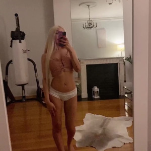 Video by candicexxx published on August 20,2023 14:15:14 - BestThots