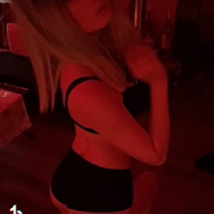 kyliecakes03 #4305888