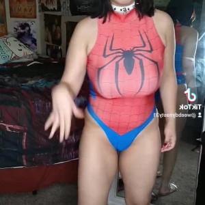 Video by weebempresskittenlee published on July 20,2023 23:29:00 - BestThots