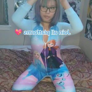 Video by weebempresskittenlee published on March 6,2023 06:42:00 - BestThots