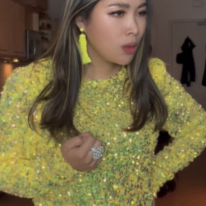 Video by jiaoyingsummers published on April 4,2023 14:46:00 - BestThots