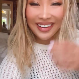 Video by jiaoyingsummers published on July 3,2023 23:18:00 - BestThots