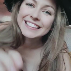 Video by beckyxxoo published on May 8,2023 07:23:00 - BestThots