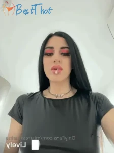 mistresskarina #9715548