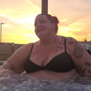 Video by abigailbarrybbw published on November 20,2023 16:31:33 - BestThots