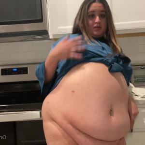 Video by nadyabbw published on July 20,2023 03:44:00 - BestThots
