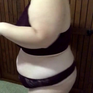 Video by mckenziethebookworm published on April 18,2023 13:10:00 - BestThots