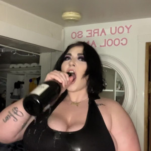 Video by kalliente published on May 12,2023 22:27:00 - BestThots