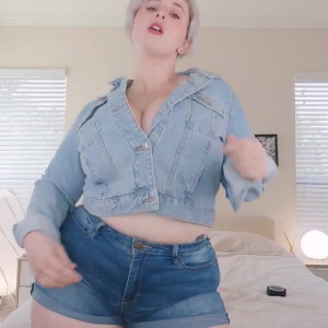 Video by qtsnacksquad published on May 29,2023 11:36:00 - BestThots