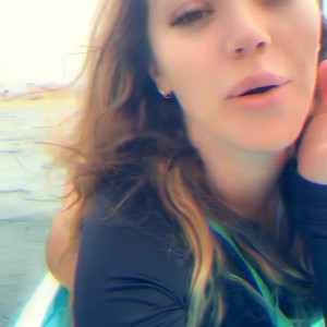Video by foxxwaves published on April 3,2023 14:57:00 - BestThots