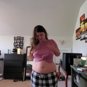 Video by lisaasmr published on March 7,2023 09:53:00 - BestThots