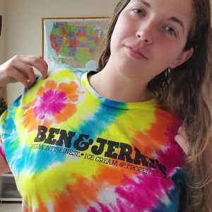 Video by lisaasmr published on March 13,2023 21:51:00 - BestThots