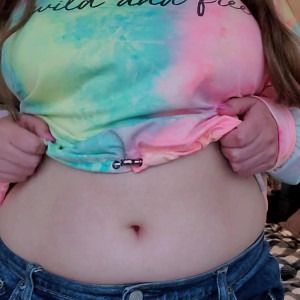 Video by lisaasmr published on June 14,2023 07:56:00 - BestThots