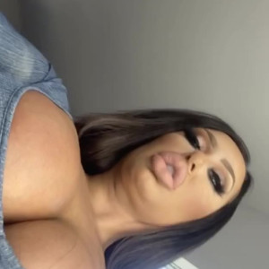 Video by mssnewbooty published on April 17,2023 22:54:00 - BestThots