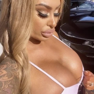 Video by mssnewbooty published on March 6,2023 00:41:00 - BestThots