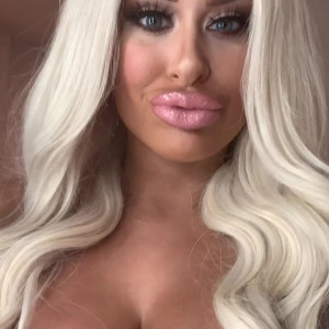 Video by mssnewbooty published on April 20,2023 22:57:00 - BestThots
