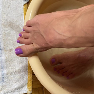 Video by froggeefeetvip published on August 20,2023 20:49:54 - BestThots