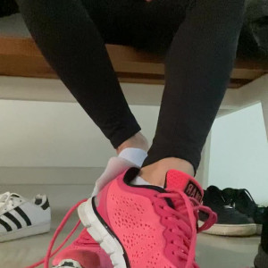 Video by froggeefeetvip published on August 20,2023 20:33:12 - BestThots