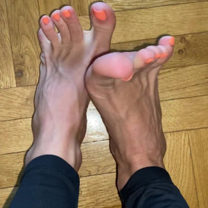 Video by froggeefeetvip published on April 2,2023 07:44:00 - BestThots