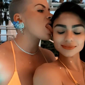 Video by nova_starr published on April 16,2023 22:11:00 - BestThots