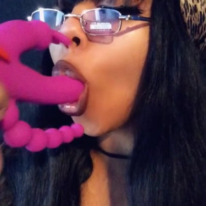 Video by babyrosay published on April 4,2023 23:08:00 - BestThots